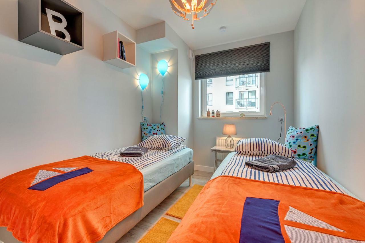 Via Apartments Deluxe กดัญสก์ ภายนอก รูปภาพ