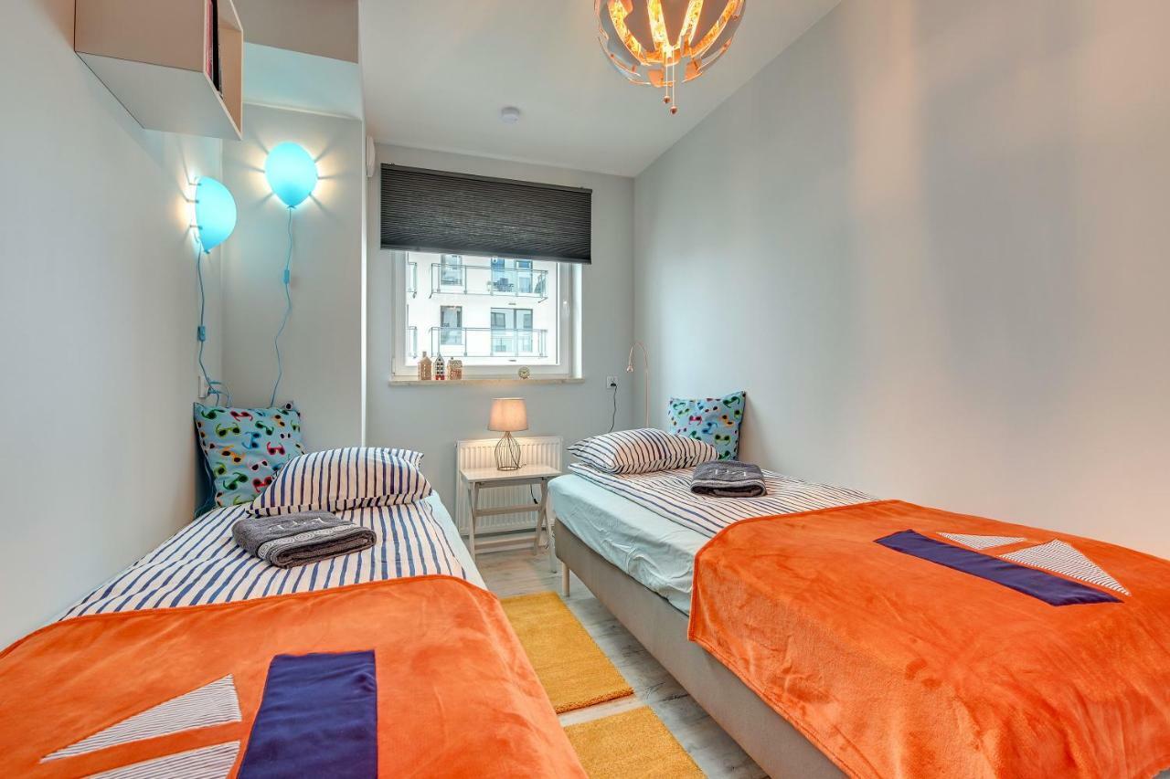 Via Apartments Deluxe กดัญสก์ ภายนอก รูปภาพ