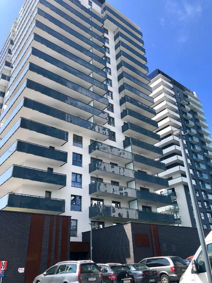 Via Apartments Deluxe กดัญสก์ ภายนอก รูปภาพ